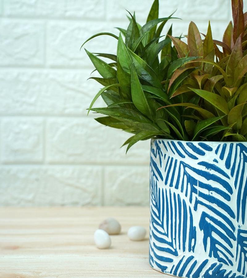Ceramic Pot - Blue Leaf Pattern 14 x 15 cm 1