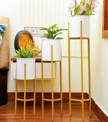 Metal Planter Tripod - White (Pack of 3)
