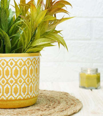 Ceramic Pot - Yellow Aztec Pattern 14 x 15 cm